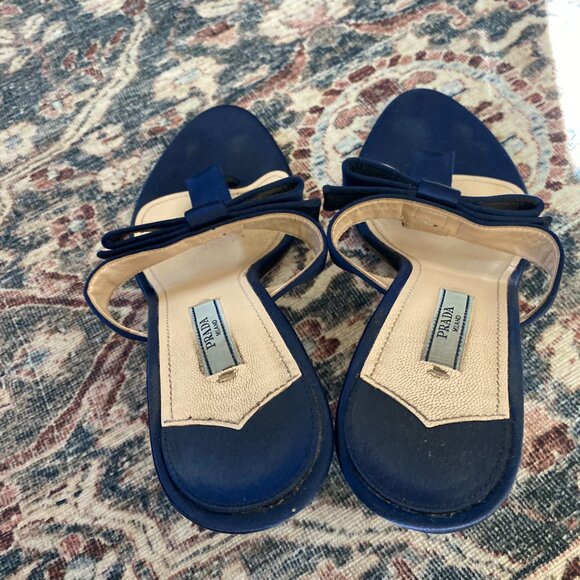Prada Blue Satin Fuoco Bow Thong Sandals Size 39 - Picture 4 of 8